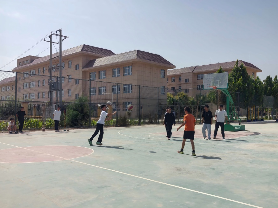 �\����Ļ���x���m�����������ͯ�ĳ��L·