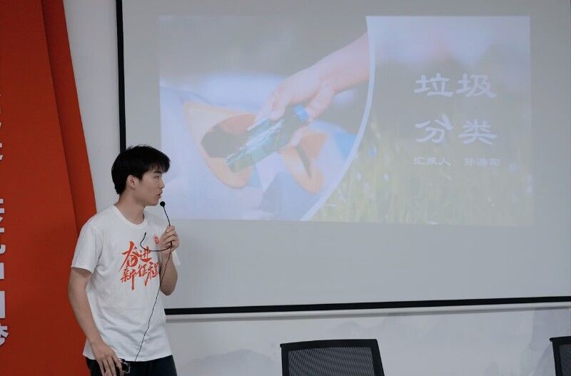 �����t�ƴ�W�W��־Ը�У��Ʉ��ഺ�������Gɫ����