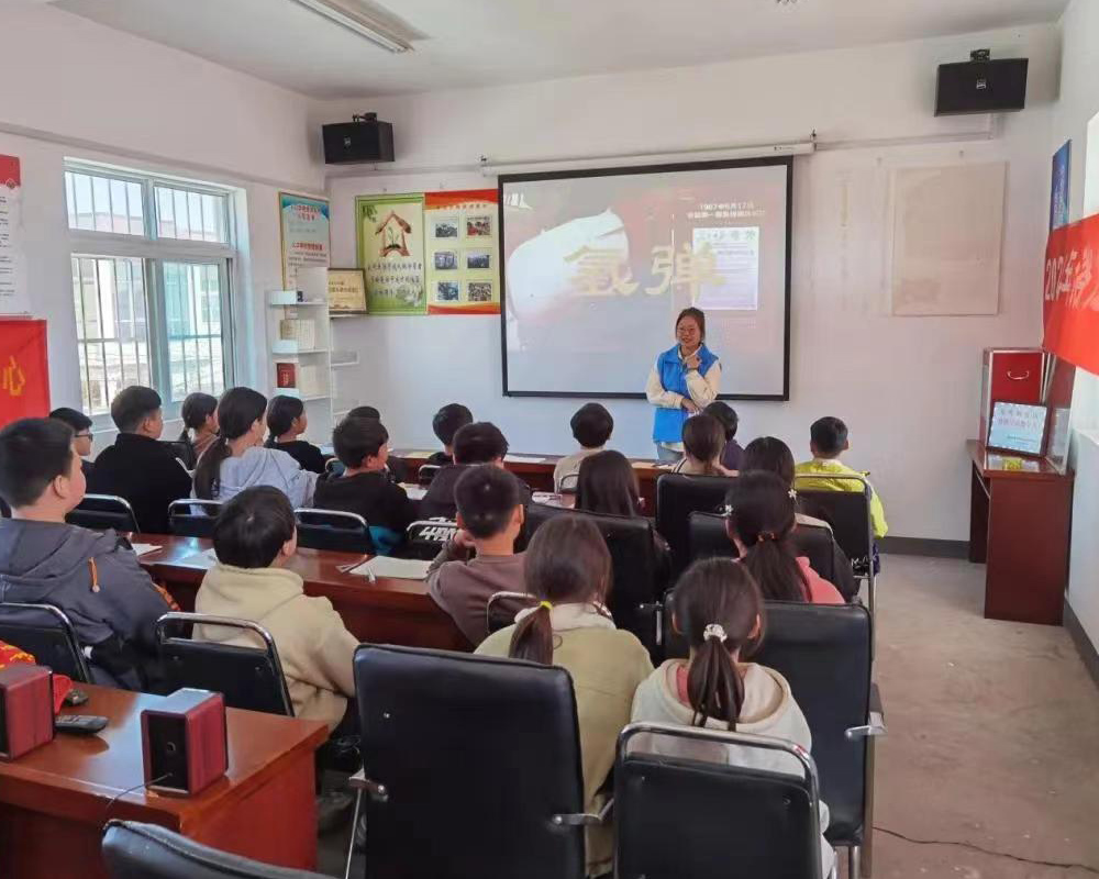 �¾���(gu��)֮�������c(di��n)���ƌW(xu��)��(m��ng)��