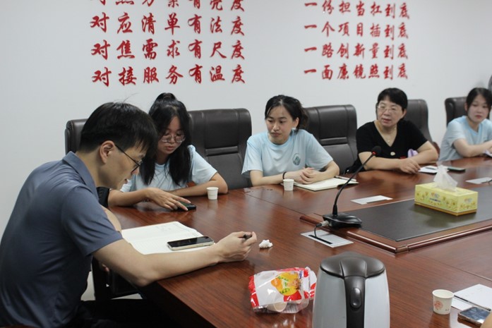 ��ƽ̶���B(t��i)���أ����l(xi��ng)��l(f��)չ��ò