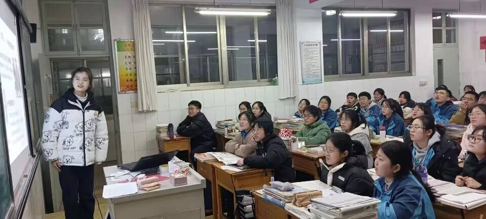 ��ʯ��W�ӷ���̩һ���������v