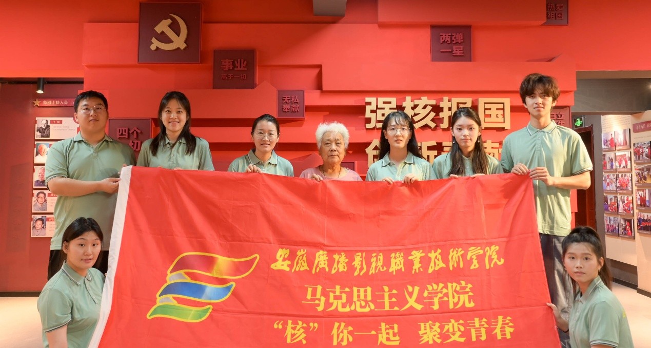 ���ՏV��Ӱҕ�I���g�WԺ�����l���ഺ̽�L ���ɏ�һ�ǡ� ӡӛ�����о����m��ƪ