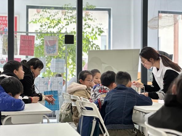 ɽ�|��W������ǭ�С�־Ը�����2��8��֧����ӛ