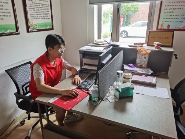 ���f�P�ۣ��Ӻ���W���w���`�F���Ϝ�ܰ�����̓�ͯ���L��·