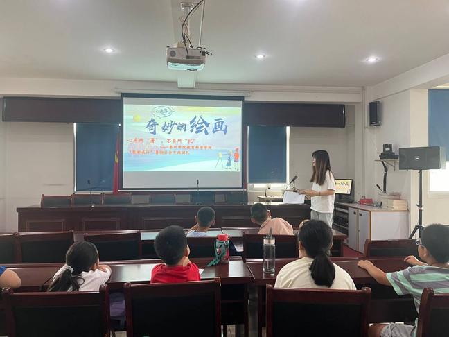 ͯ���L�ʉ����q������ۣ������й������аࡱ�_չ�L����ɫ�n��