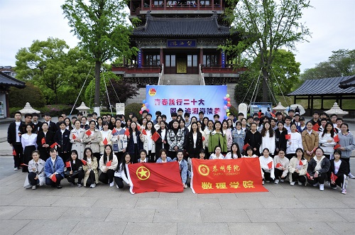 ���ഺ�`����ͬ��׷�ݺ�������У��(j��)�F(tu��n)�ջ��(d��ng)