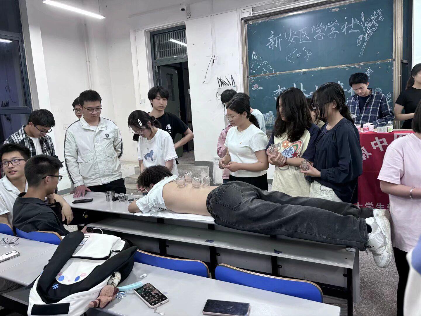 ����С��Ӗ