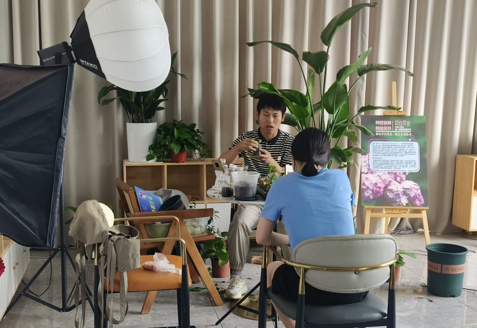 �����WԺ�W������������`���߽��l�壬�˽┵�ֻ��l�����d