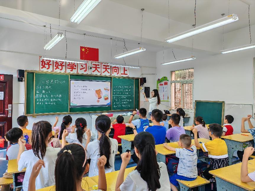 ͯ������ж�ힸ衡�}�}���������n��