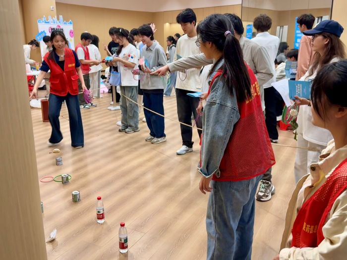 ��Ͷ�جFЦ��Ȥζ��Ȧ�������y�Α��c����������������������