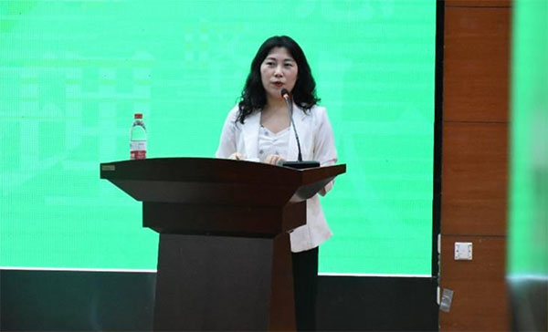 �W(xu��)��(x��)��(y��u)��У�ѣ��Զ���������