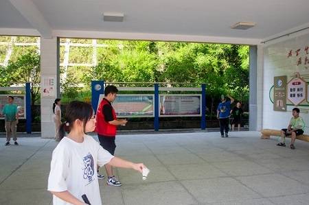 ꖹ��w���MУ�@���옷�\�Ӵٳ��L