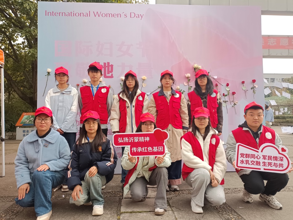 �����t�WԺ�RԺ���v�F���ഺ�`�ŵ�һ����ͬ�L�펽��Ԋƪ