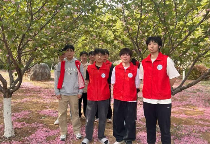 �ഺ�o�G����������У�@