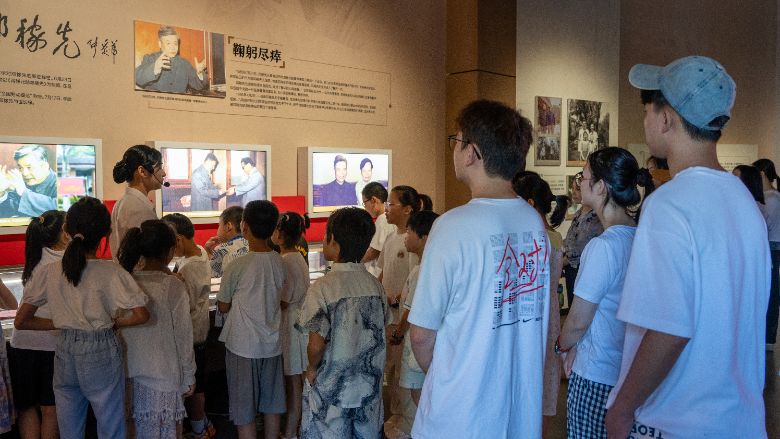 ���ϓP(y��ng)�ǲʣ����l(xi��ng)�m(x��)���¡�������������W(xu��)�t(y��)�W(xu��)Ժ���â־Ը���v�F(tu��n)�����c�_(k��i)չ���ڡ������l(xi��ng)�����(hu��)