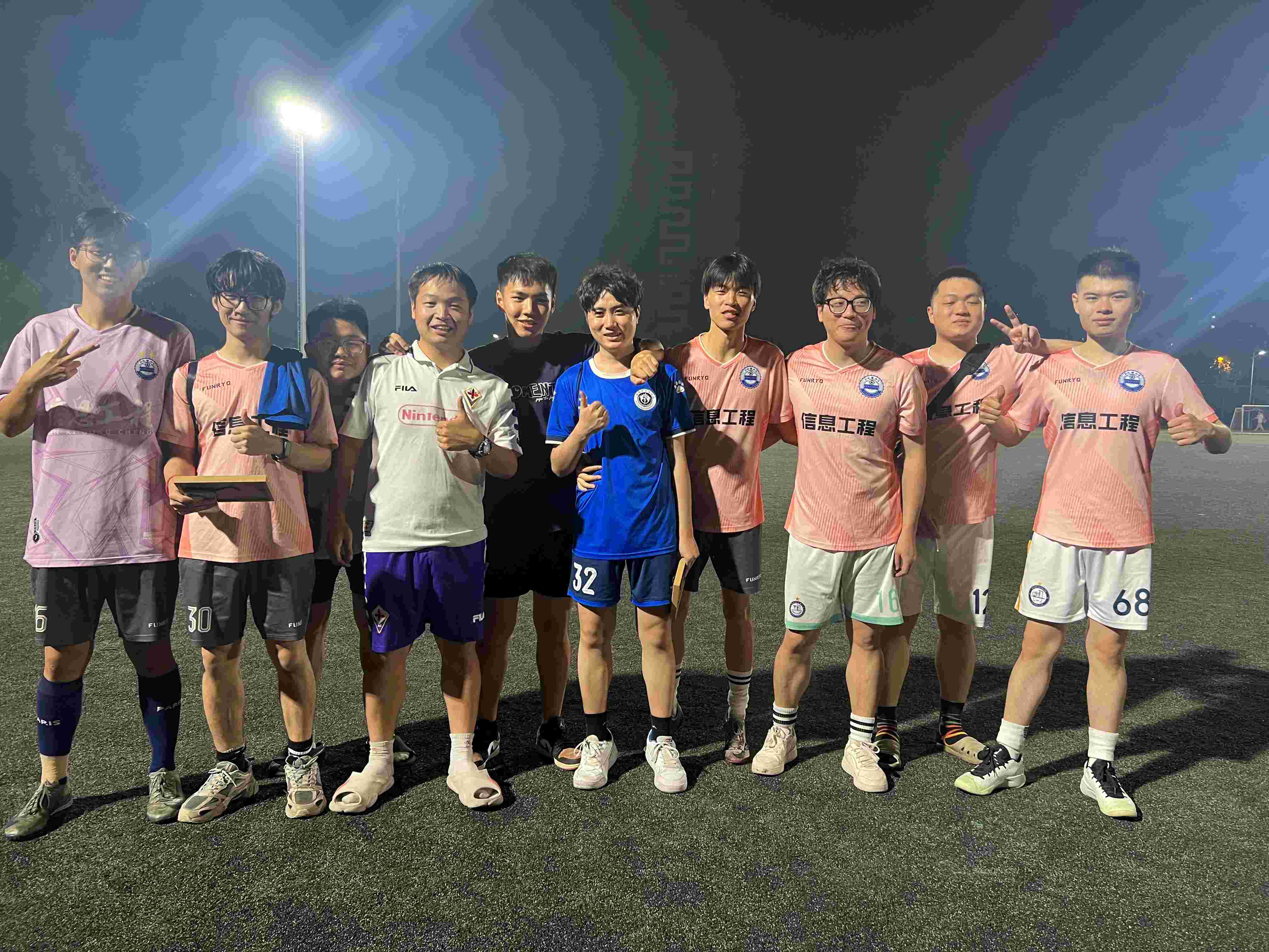 �������t(y��)ˎ��W(xu��)�t(y��)ˎ��Ϣ���̌W(xu��)Ժ�e�k���Į��I(y��)�W(xu��)�������eِ������Ԓ�e�����ഺ