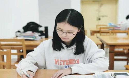 �ڌW(xu��)�V�У����\����