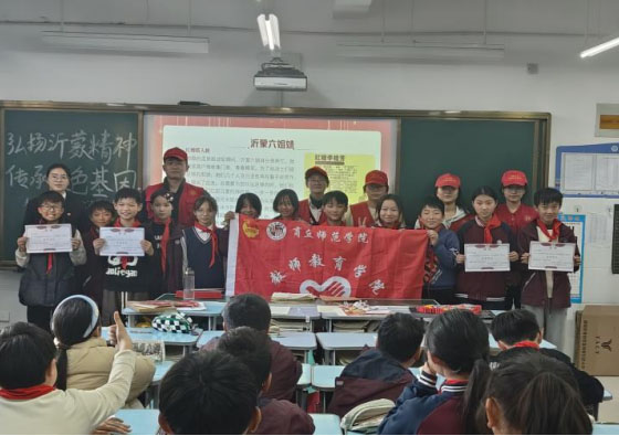 �����}н����У���v���tɫ�������о��񡪡��N���������}н��־Ը���v�F�����·С�W(xu��)���v���