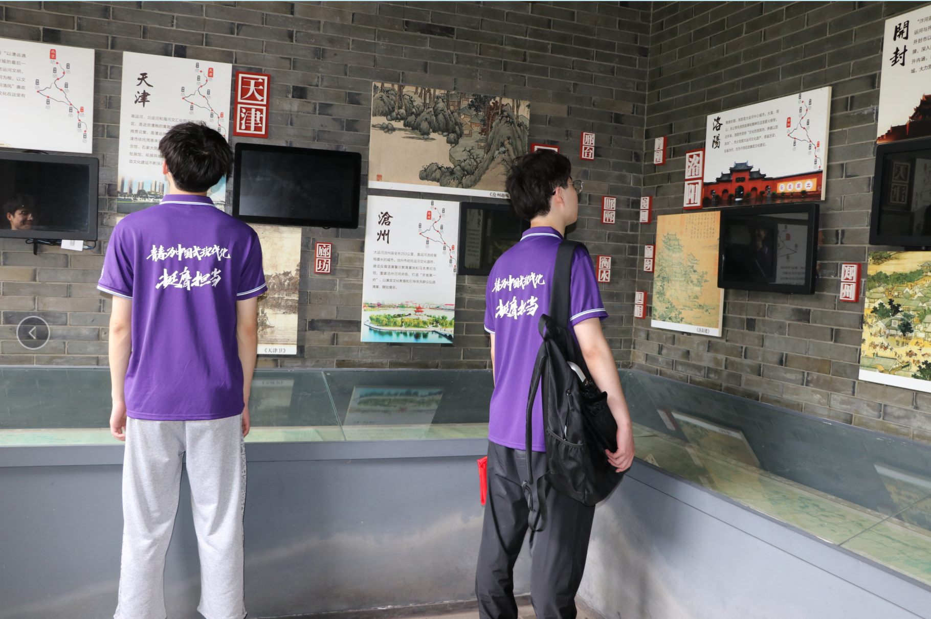 ���E�\�ӣ���������