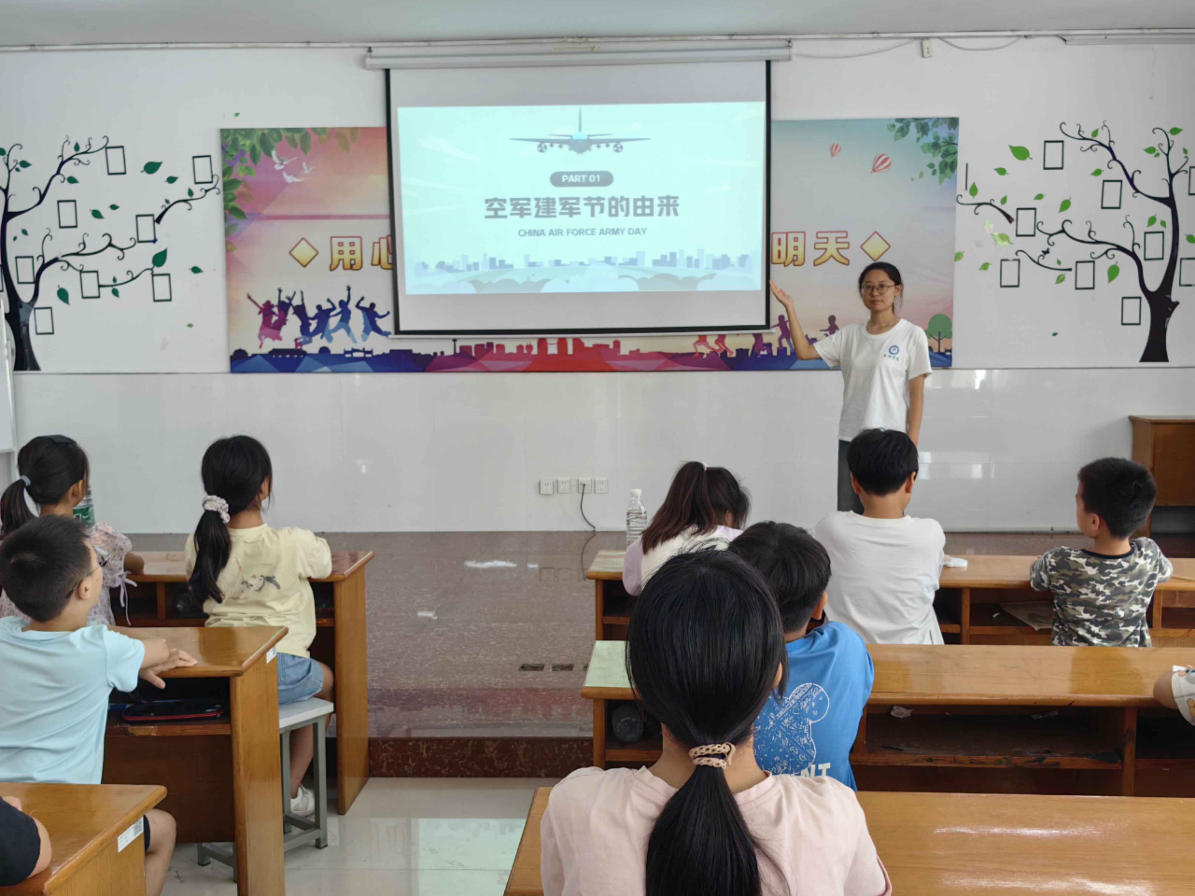 ̽���{�����ͯ�����������������й������аࡱ�_չ܊����ɫ�Ļ��n��