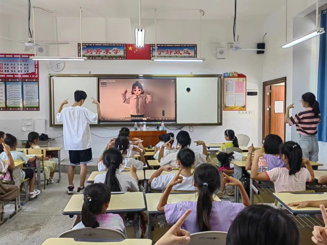 ָ����f������ͬ��