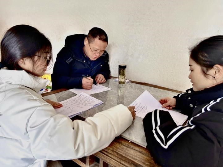 �����񱊣����f�������b��������̎������������