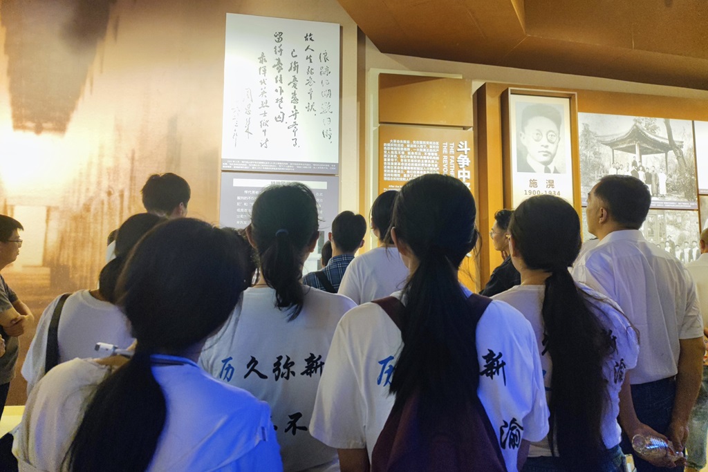 �؜��껨Ӣ�Қvʷ�����Ј�(ji��n)����������