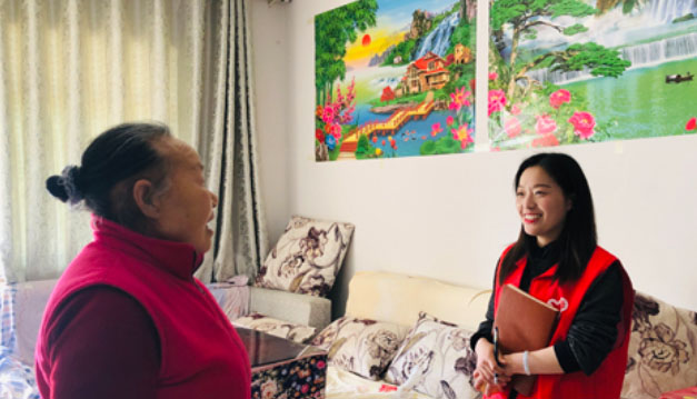 ����С�^(q��)�ġ���Ů����