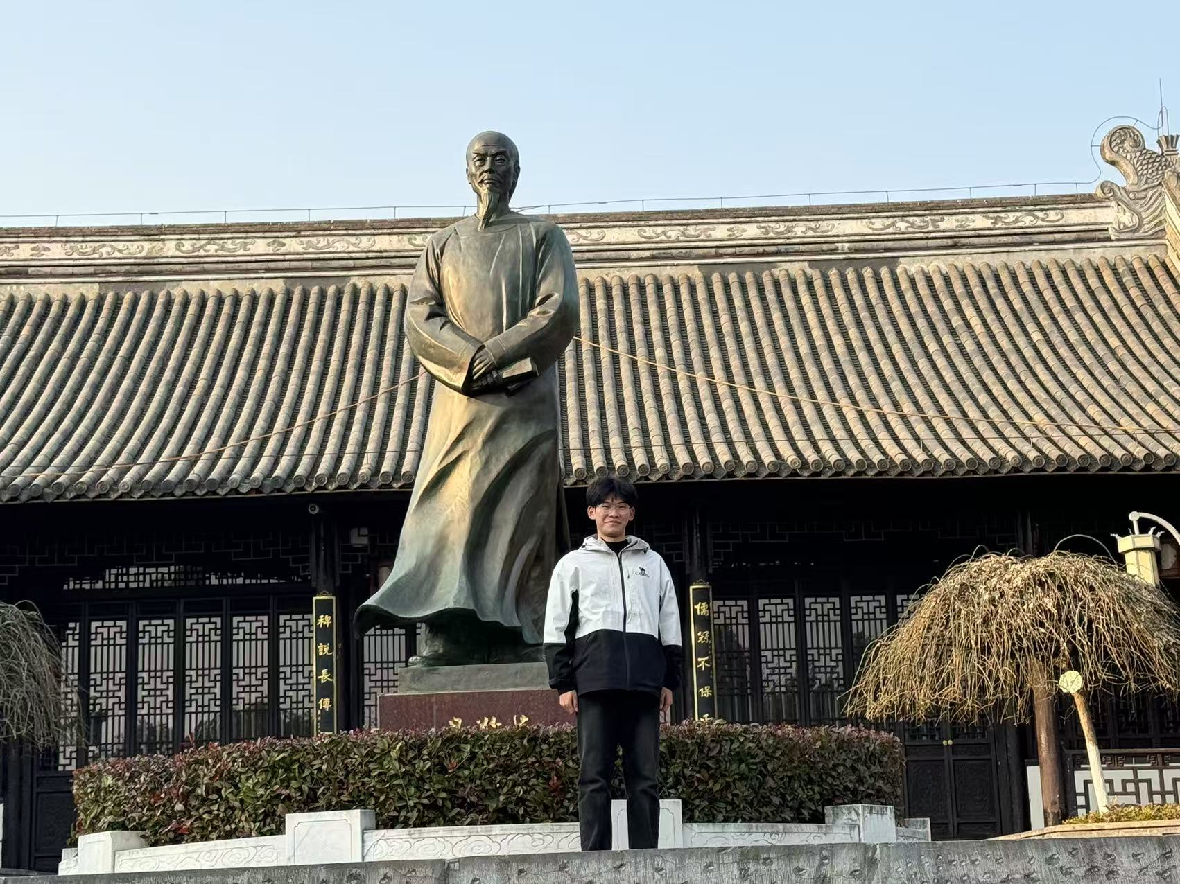 ���չ��I��W�W�ӷ����l�����L������ʷ�����о�������