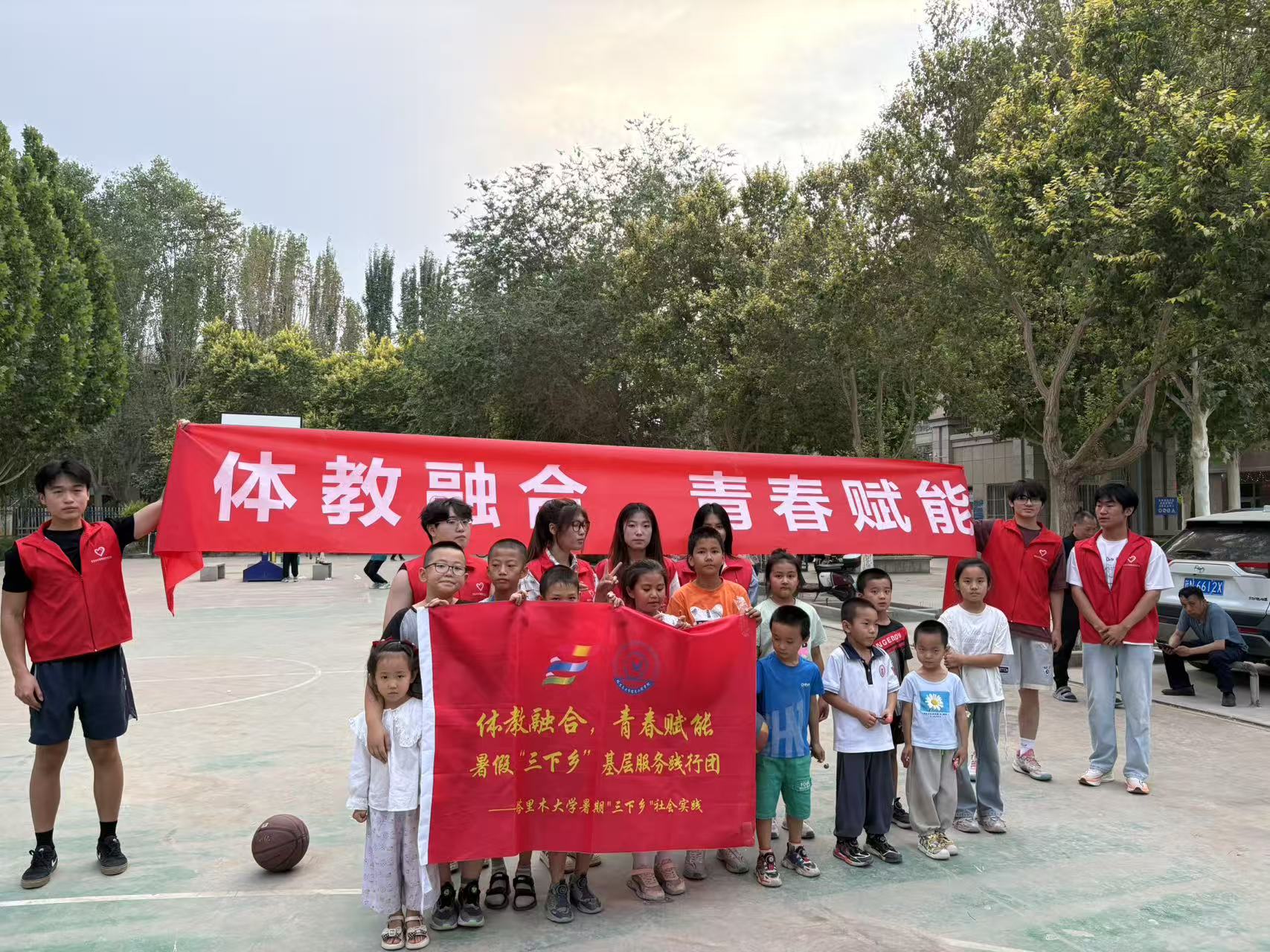 �ഺ�����x���У��w���ںϝ���^