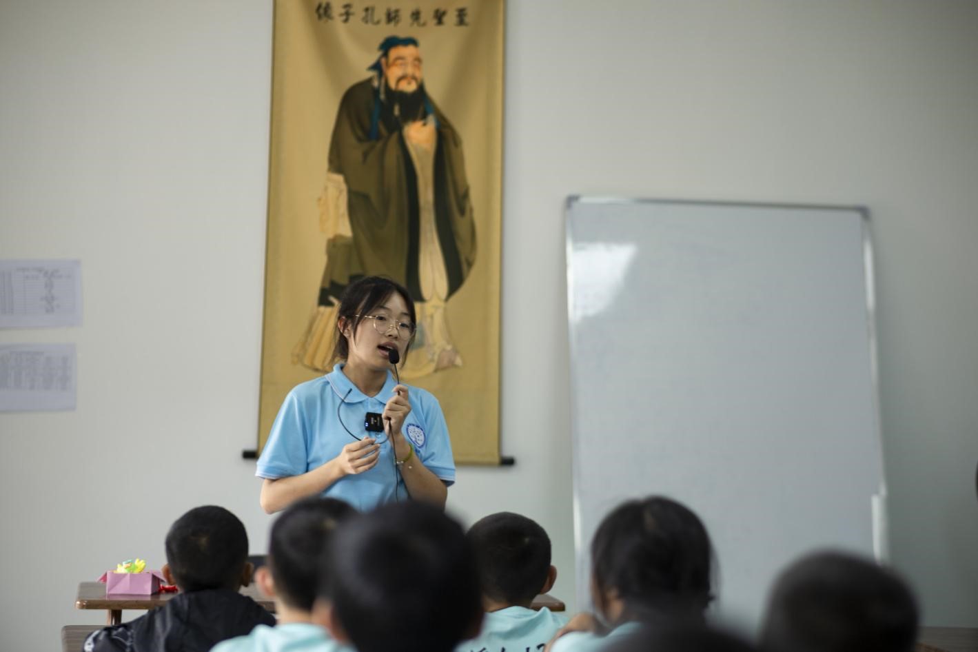 ��ͯ�ĸ۞�����֧�̷��������@�ഺ�A�¡�