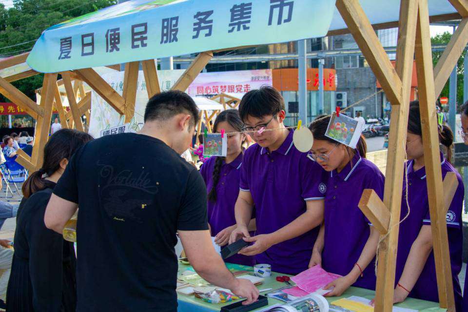 �V��W������'�`'ͨ�ݣ����A�٬F���z��