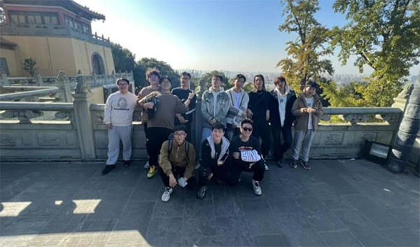 ��ɽ���·�����ҏ�(f��)�d;