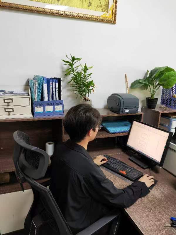 �L����W2022���W��Ѧһ�Q���ˌ��`