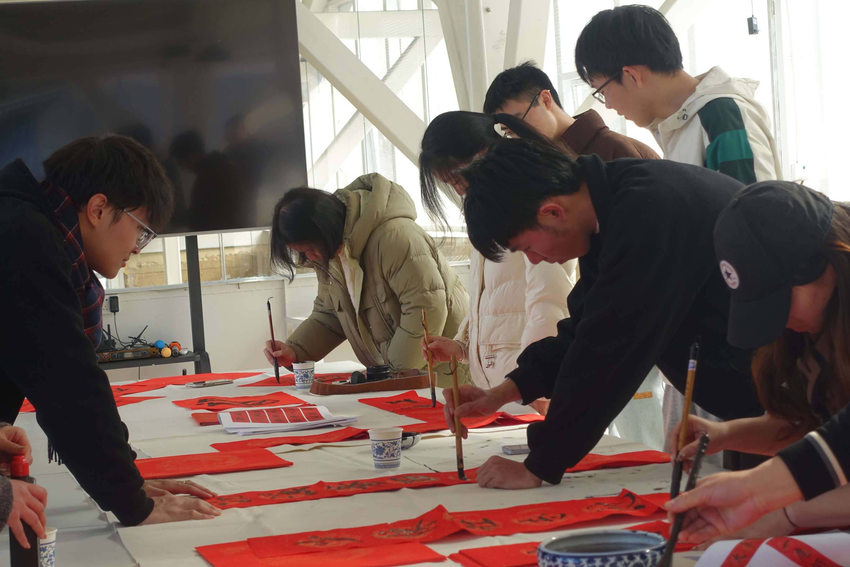 �����r�ִ�W��W�������硰��퍌��������`� ���д����Ļ����c���l�����d