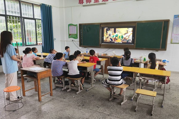 ���н������������MУ�@