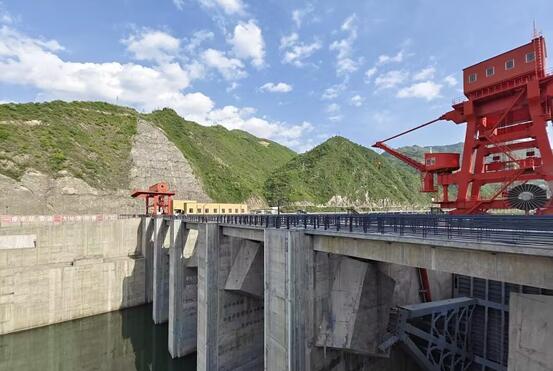 ɽ�|��W����������ɣ�����d����İ���¡��{�ЈF�����˽����ʡѮ����l�����d֮·