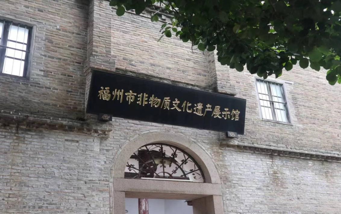 �򿨸��ݷ��zչ�^�������w�����z����