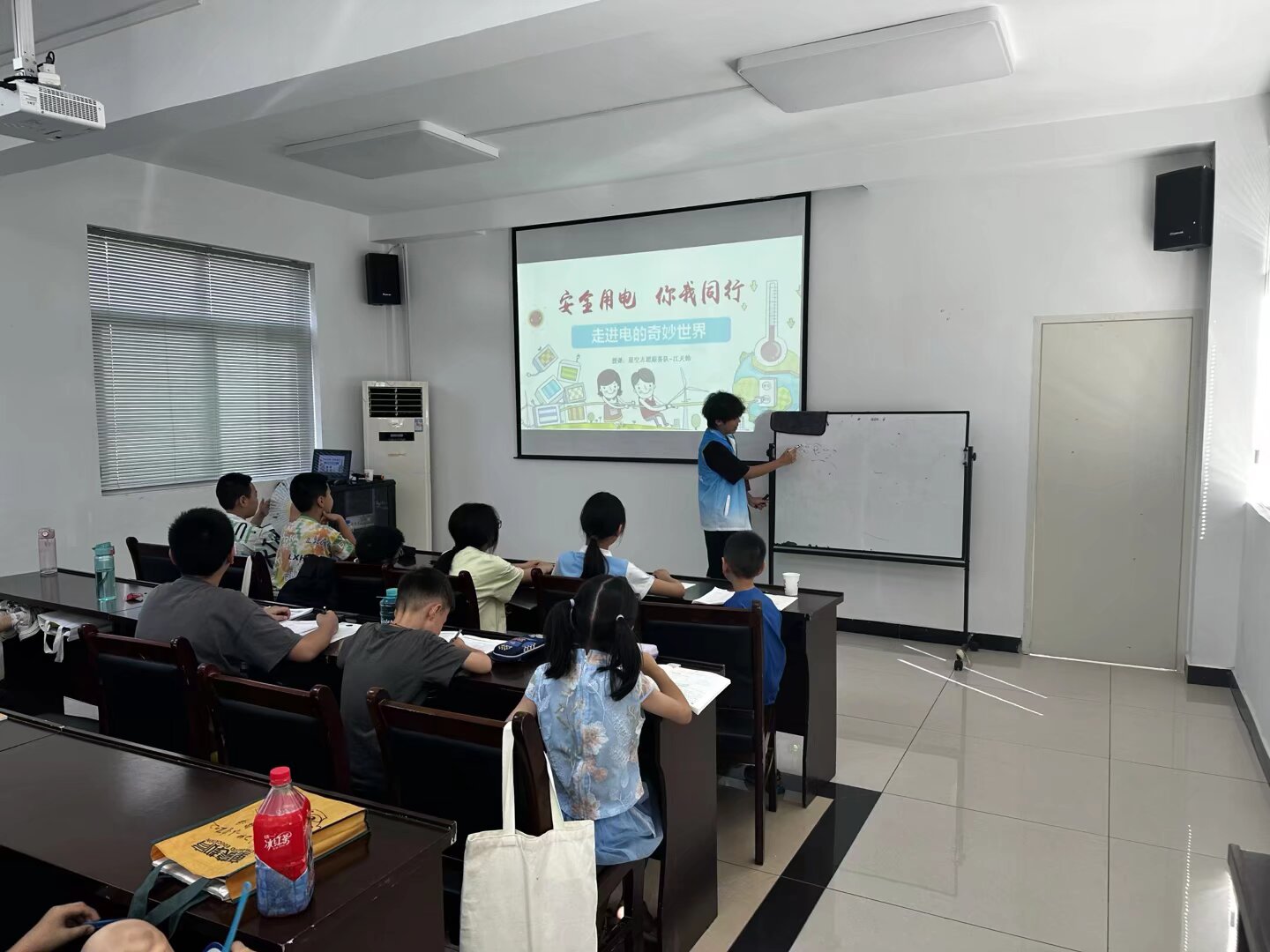 ��ɢ��ȫ�N�ӣ�֧���c����ͯ���o���R