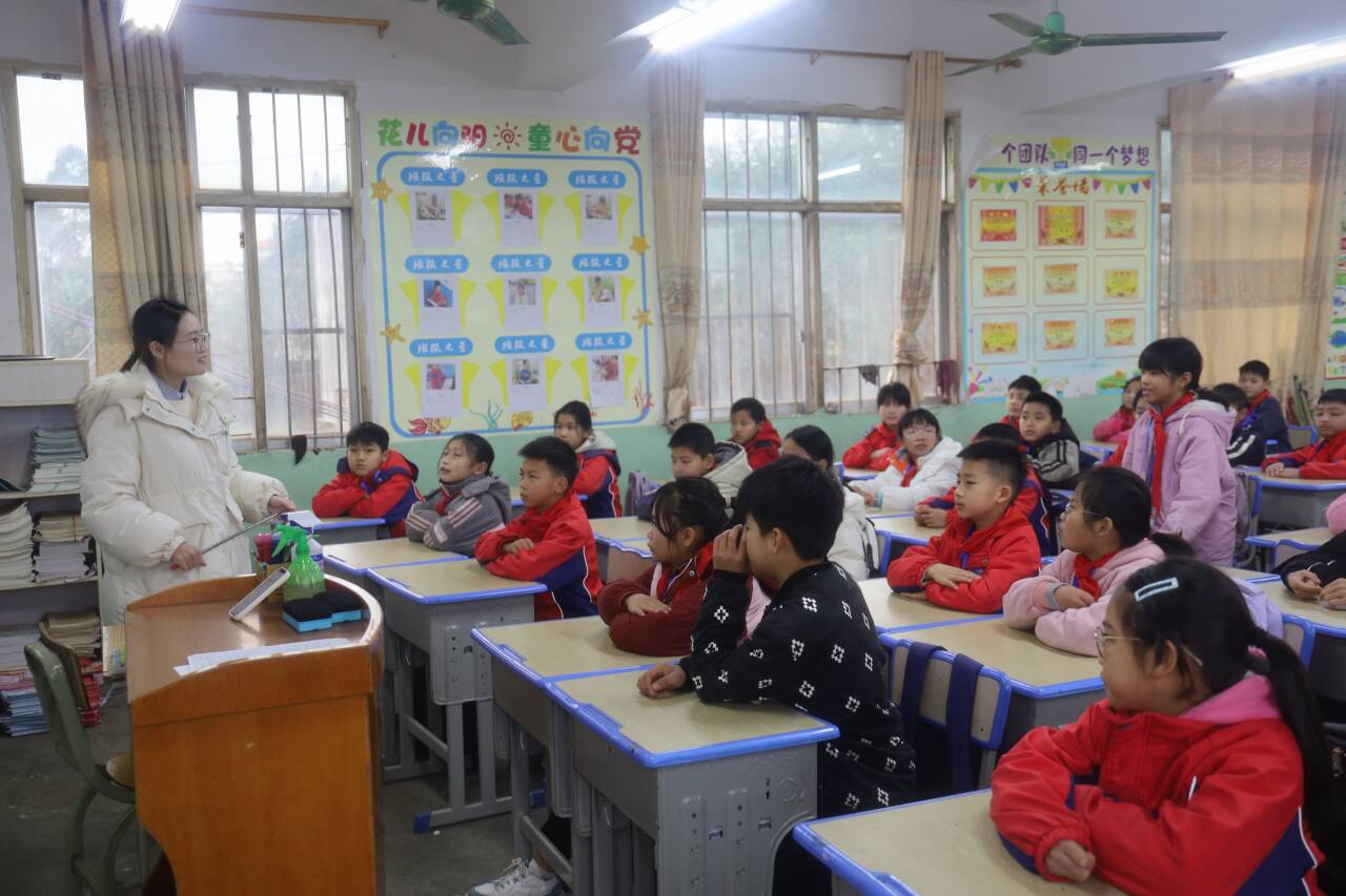 �ഺ֮��������������ͬ�W�������L�V����ò