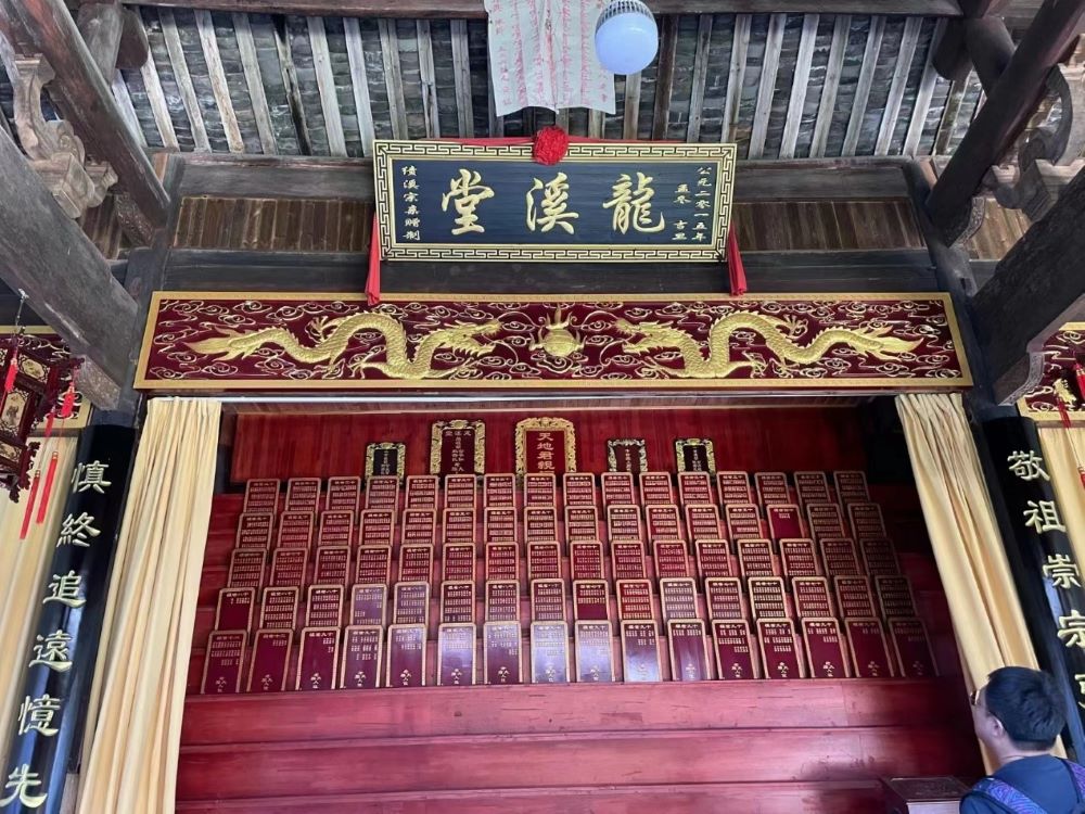 �q�����D(zhu��n)���l(xi��ng)��z�棺�l(xi��ng)�������c�vʷ����֮��