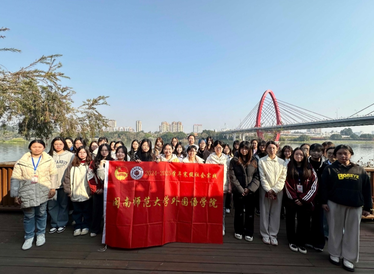 ׷���I(l��ng)�����E�����мtɫ�Ļ������G���Ļ���(sh��)�`�(du��)�_չ�������(hu��)��(sh��)�`���(d��ng)