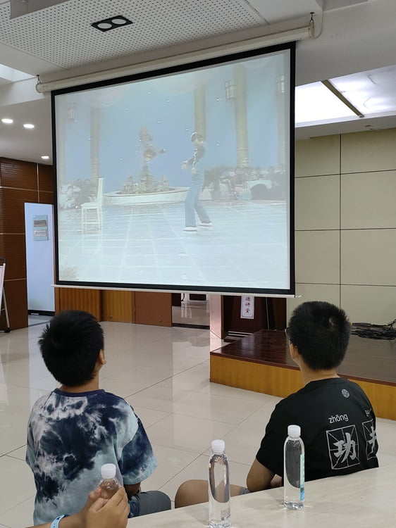 �D��ͬ�W(xu��)���J(r��n)���^������СƷ��ϴ�衱�����Ї�����W(w��ng)ͨӍ�T ��(y��n)ޥ�m �z��