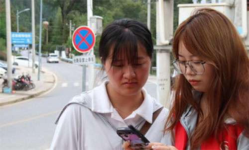 �Θ����ڻ��ӌ��`�Е����ഺ���