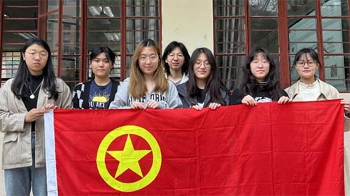 �t����չ������ָ��