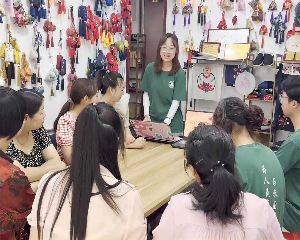 ����邴��C��Ʒ���ؽ�Ӌ�����v��������_