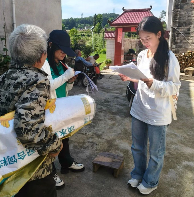 ����ٲ�ʿ�F(tu��n)�(du��)���������Ҟ����_(k��i)չ�����C�ϷN�B(y��ng)ģʽ�{(di��o)��