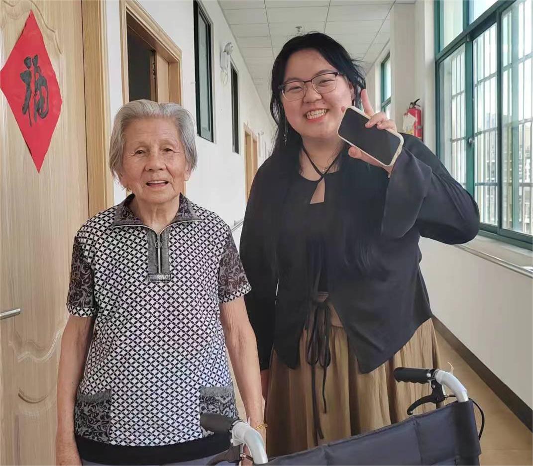 �t(y��)�W(xu��)Ժ�F(tu��n)�(du��)���M(j��n)�B(y��ng)��Ժ�˽�����������r