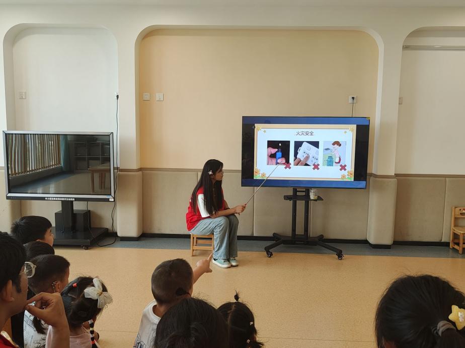 ����֪�R�o��ȫ��ˇ�g����������|��־Ը΢��ů�������o��ͯ����ǰ�С����`꠸������К����˿��ͽ��������_չ���߲ʼ��ڡ�־Ը���ջ�ӣ���ʮһ�ڣ�