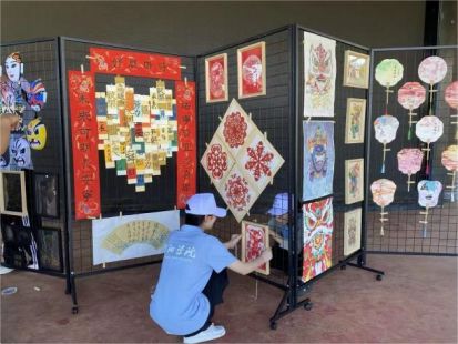 ��ꖌWԺ��ˇ�ġ�־Ը�߷���վ�����l�����z�n���c������庢ͯ�Ļ���